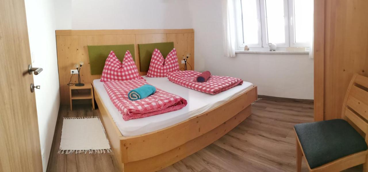 Bruecklerhof Apartment Хаус им Енщал Екстериор снимка