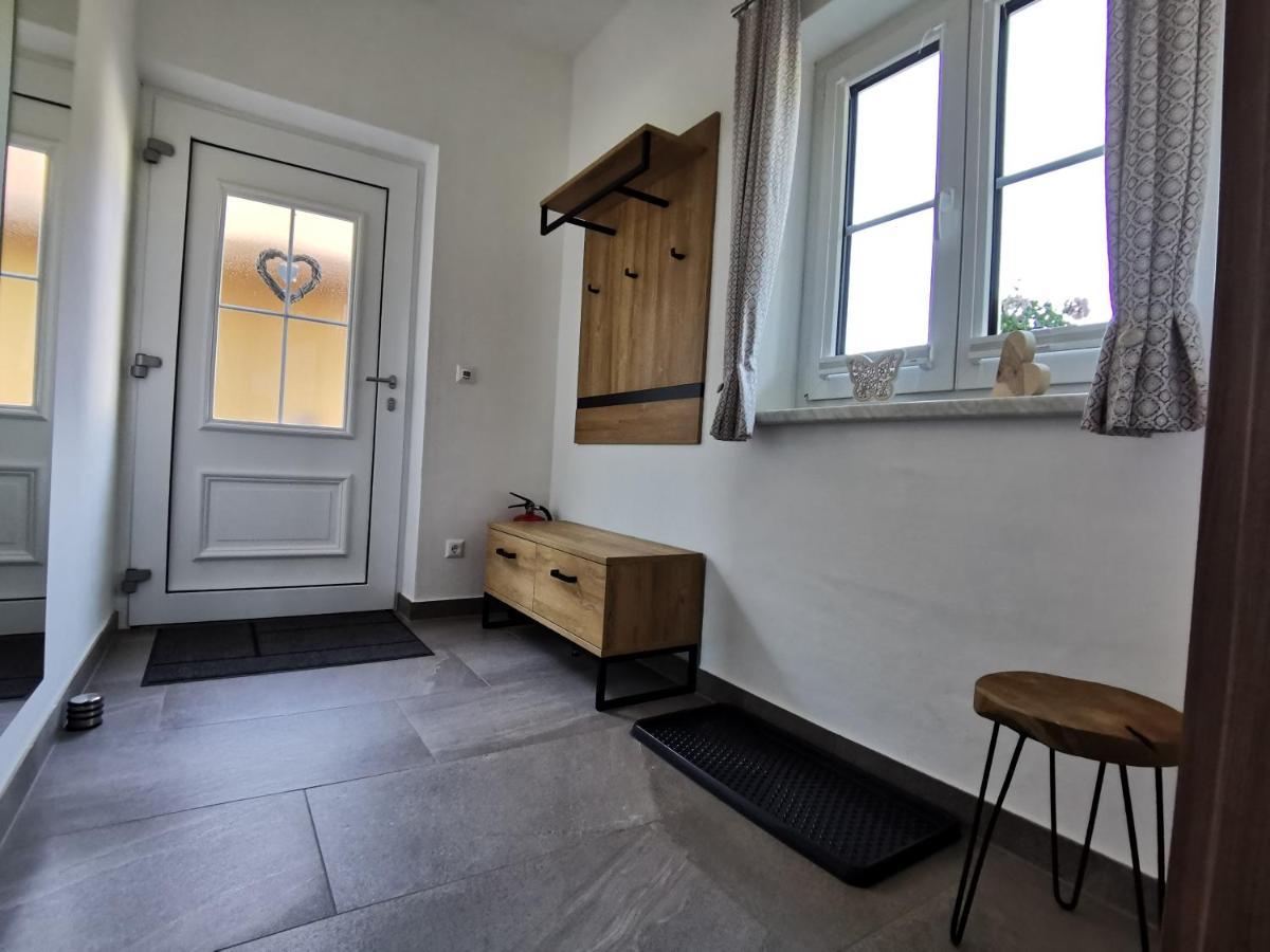 Bruecklerhof Apartment Хаус им Енщал Екстериор снимка