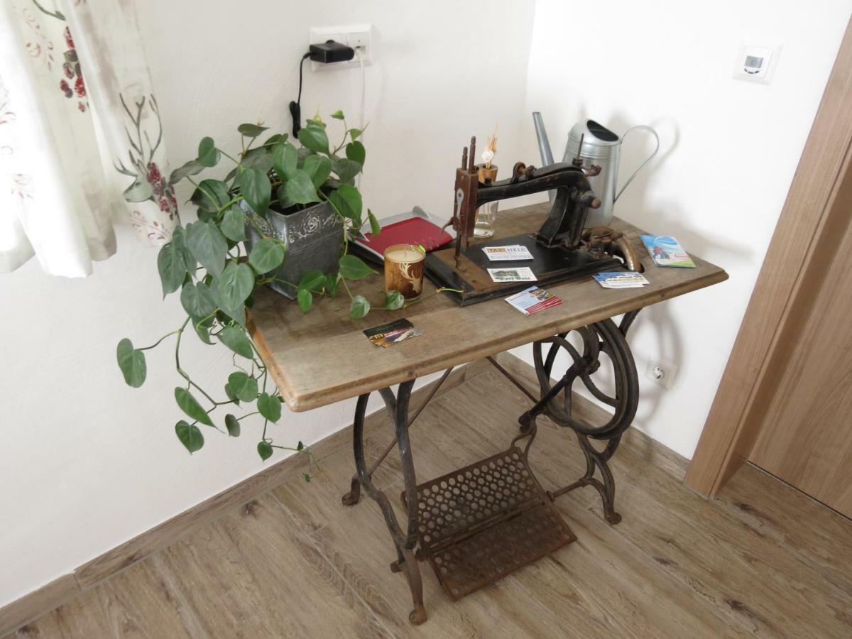 Bruecklerhof Apartment Хаус им Енщал Екстериор снимка