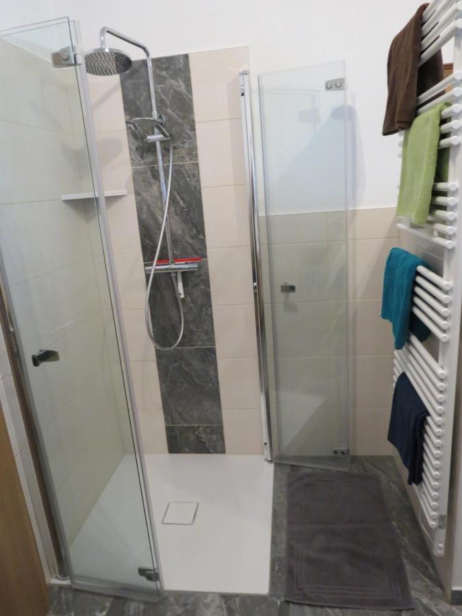 Bruecklerhof Apartment Хаус им Енщал Екстериор снимка
